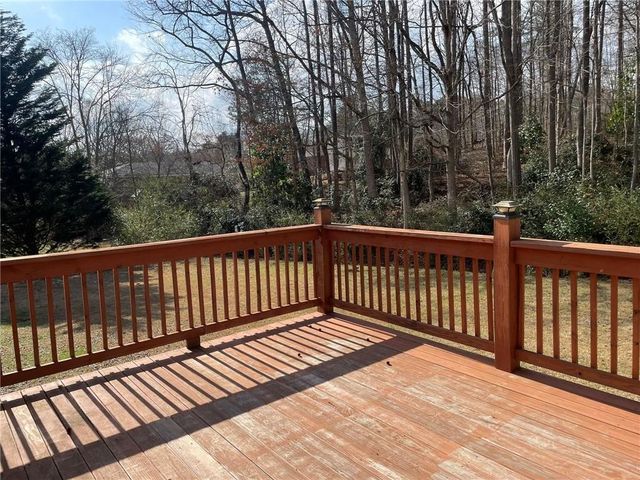 683 Collier Road, Toccoa, GA 30577
