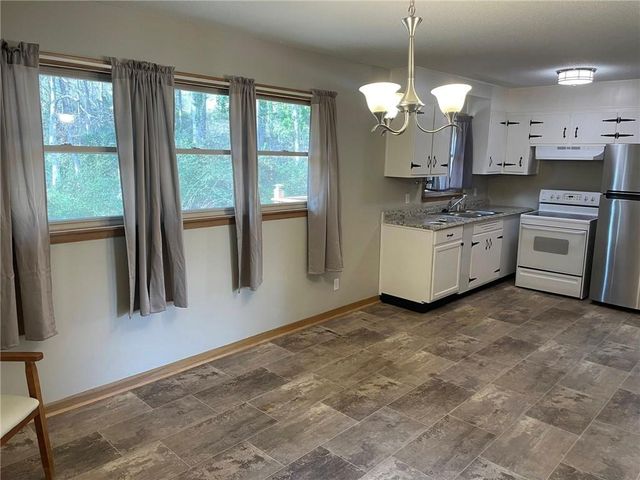 683 Collier Road, Toccoa, GA 30577