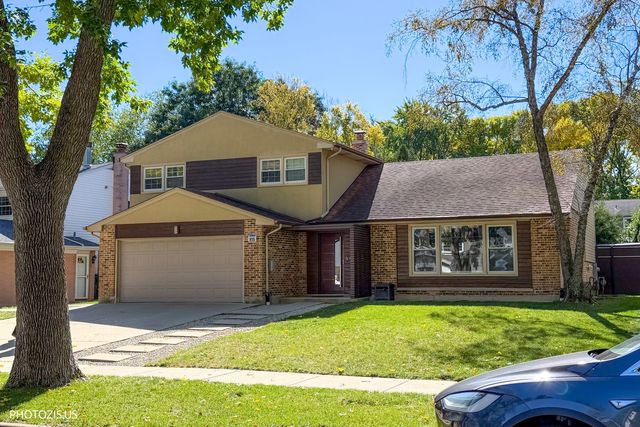 415 W NOYES Street, Arlington Heights, IL 60005