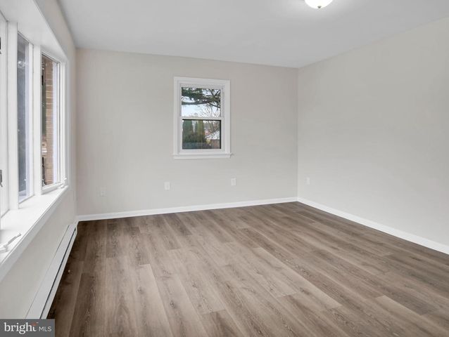 16835 PETMAR CIR, Hagerstown, MD 21742