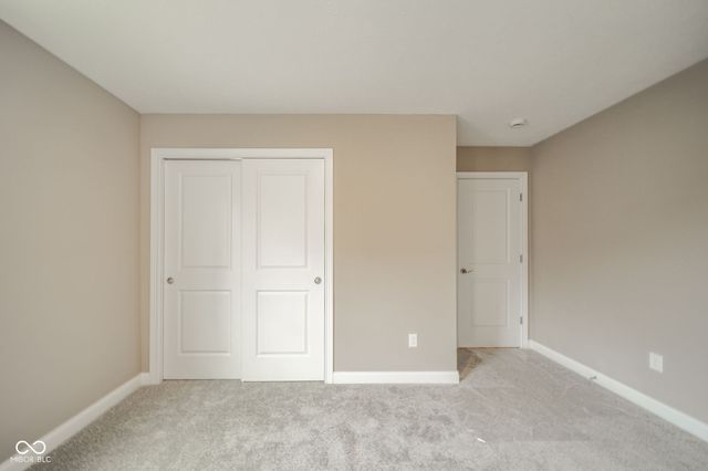 402 Luellen Way, New Castle, IN 47362