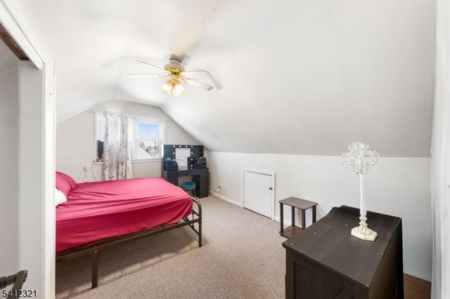 26 Edward Ct, Clifton City, NJ 07011