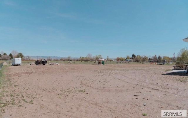 765 N 600 E, Firth, ID 83236