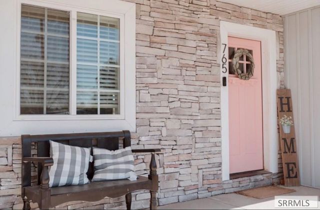 765 N 600 E, Firth, ID 83236