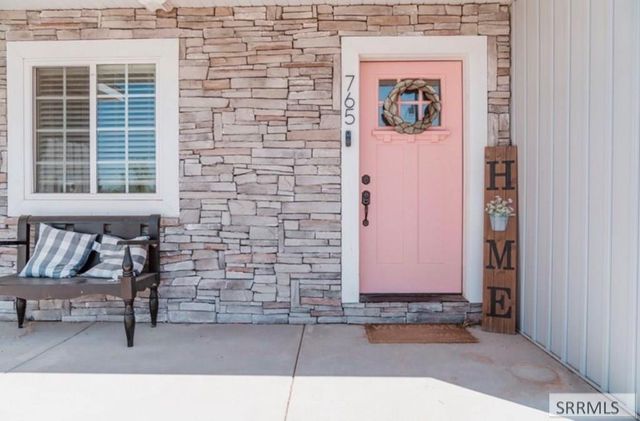 765 N 600 E, Firth, ID 83236