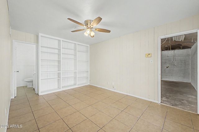 5724 W FAIRMOUNT Avenue, Phoenix, AZ 85031