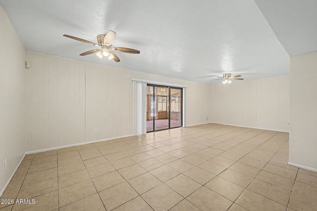 5724 W FAIRMOUNT Avenue, Phoenix, AZ 85031