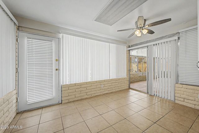 5724 W FAIRMOUNT Avenue, Phoenix, AZ 85031