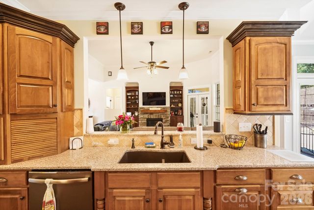 5312 Johnsons Barn Road, York, SC 29745