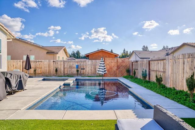 3815 N Berkeley Ave, Turlock, CA 95382