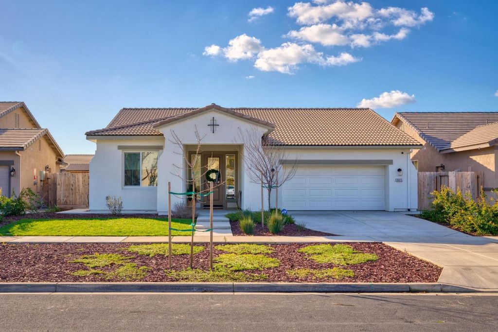 3815 N Berkeley Ave, Turlock, CA 95382