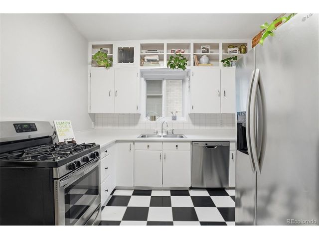 3339 W Moncrieff Pl, Denver, CO 80211