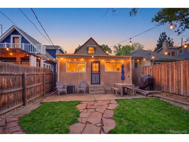 3339 W Moncrieff Pl, Denver, CO 80211