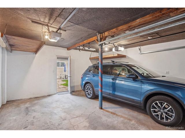 3339 W Moncrieff Pl, Denver, CO 80211