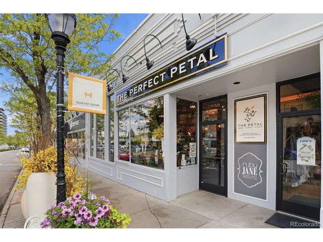 3339 W Moncrieff Pl, Denver, CO 80211