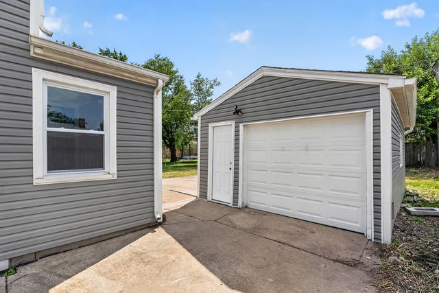 1650 Marquette Road, Joliet, IL 60435