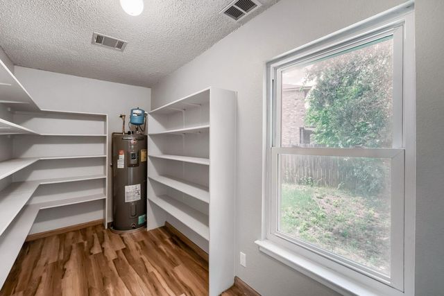 1407 Bullhill CV, Cedar Park, TX 78613