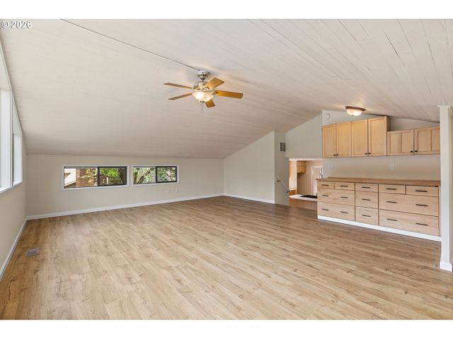 6640 PALOMINO Cir, West Linn, OR 97068