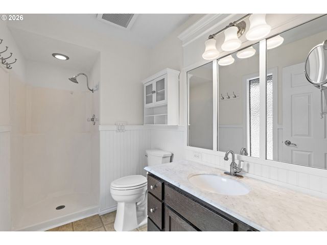 6640 PALOMINO Cir, West Linn, OR 97068