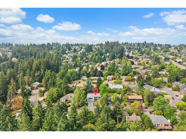 6640 PALOMINO Cir, West Linn, OR 97068
