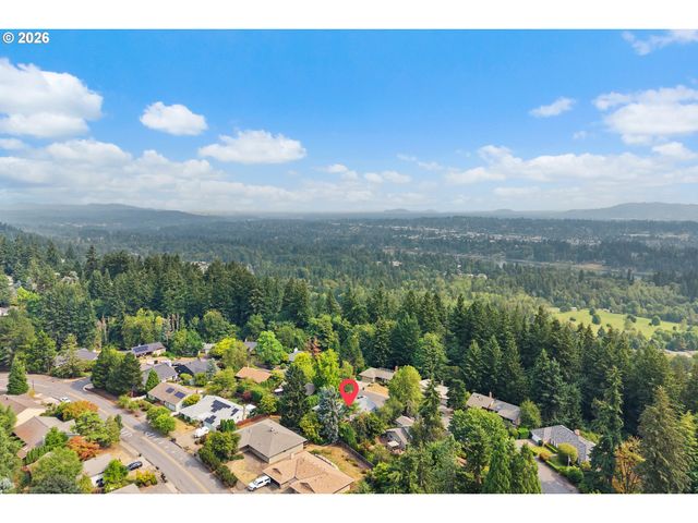 6640 PALOMINO Cir, West Linn, OR 97068