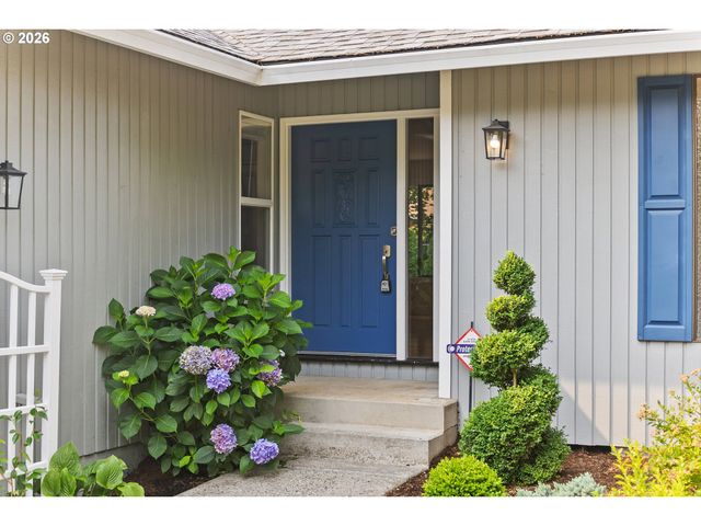 6640 PALOMINO Cir, West Linn, OR 97068