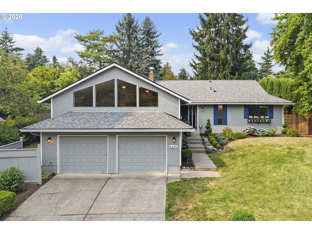 6640 PALOMINO Cir, West Linn, OR 97068