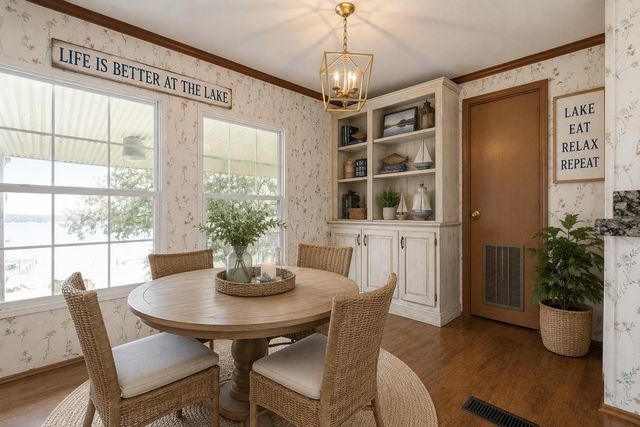 207 Vivian Road, Onalaska, TX 77360