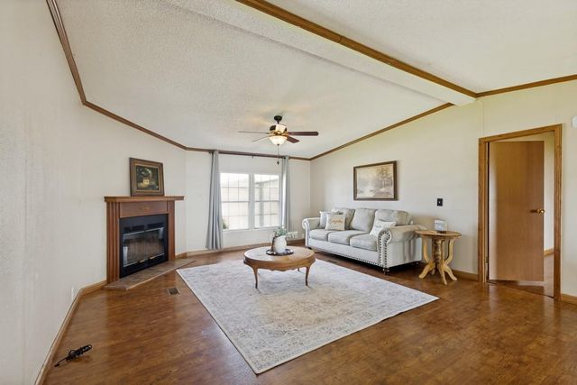 207 Vivian Road, Onalaska, TX 77360