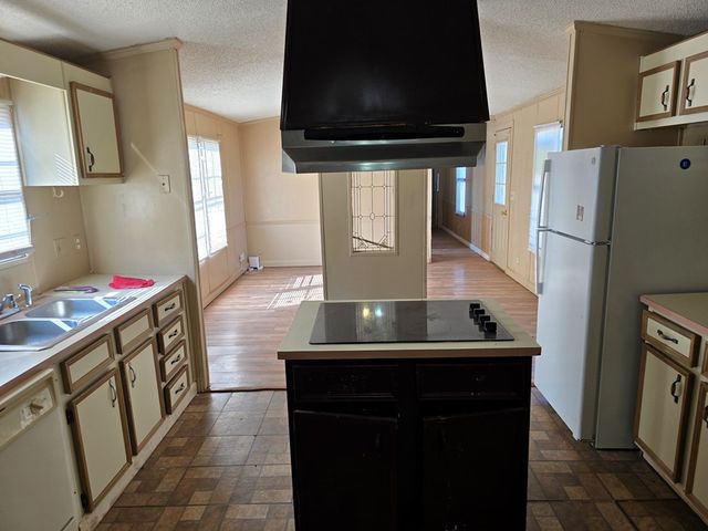 603 Clarks Cv, Van Horn, TX 79855