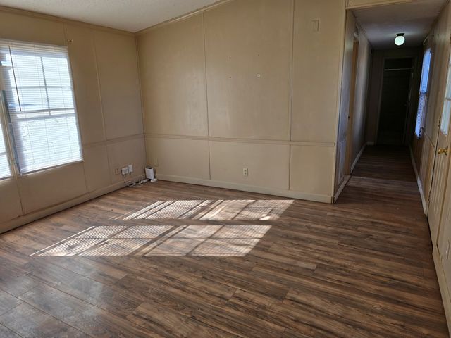 603 Clarks Cv, Van Horn, TX 79855