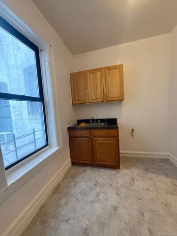 835 Fox Street, Bronx, NY 10459