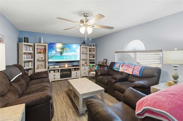 3270 WILD PEPPER COURT, Deltona, FL 32725