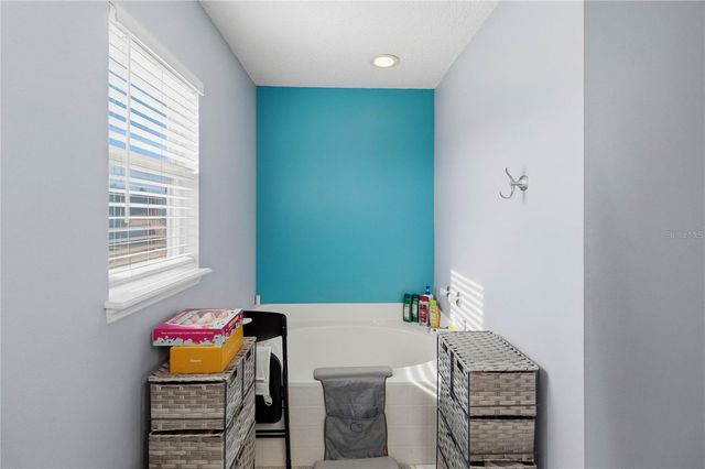 3270 WILD PEPPER COURT, Deltona, FL 32725