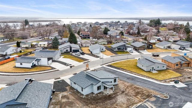 605 Dorsing Street, Moses Lake, WA 98837