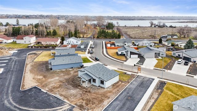 605 Dorsing Street, Moses Lake, WA 98837