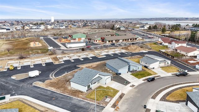 605 Dorsing Street, Moses Lake, WA 98837