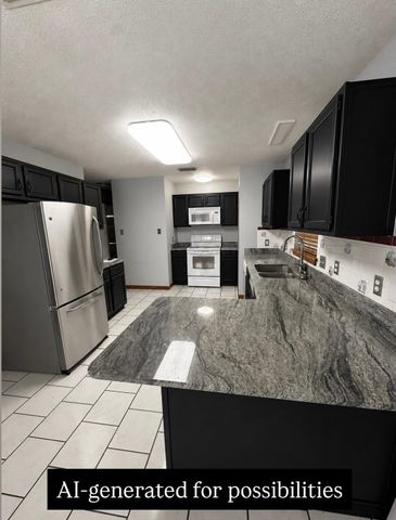 421 Cavaness Dr, Houma, LA 70364