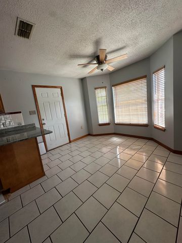 421 Cavaness Dr, Houma, LA 70364