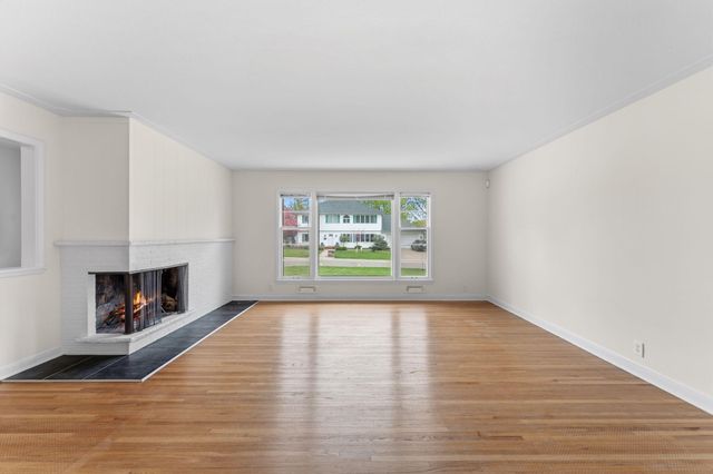 5109 W 58th Street, Edina, MN 55436