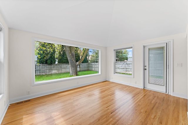 5109 W 58th Street, Edina, MN 55436