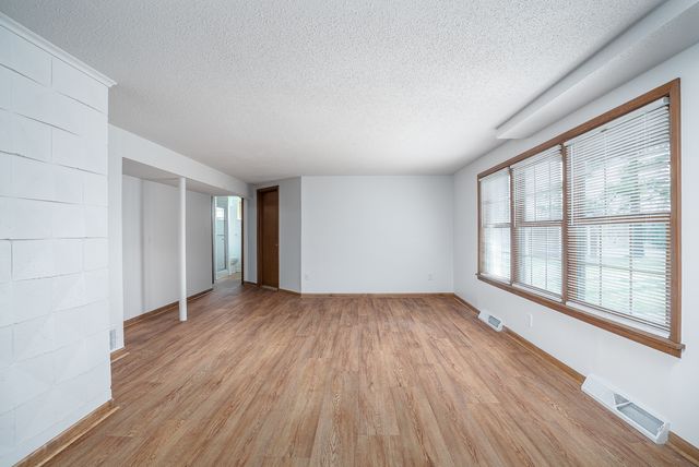 1511 Hillcrest Court, Bettendorf, IA 52722