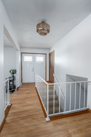 1511 Hillcrest Court, Bettendorf, IA 52722