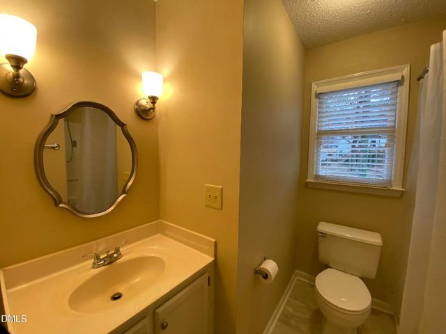 109 Remington Woods Drive, Wake Forest, NC 27587