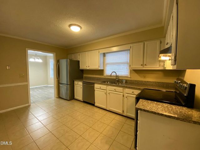 109 Remington Woods Drive, Wake Forest, NC 27587