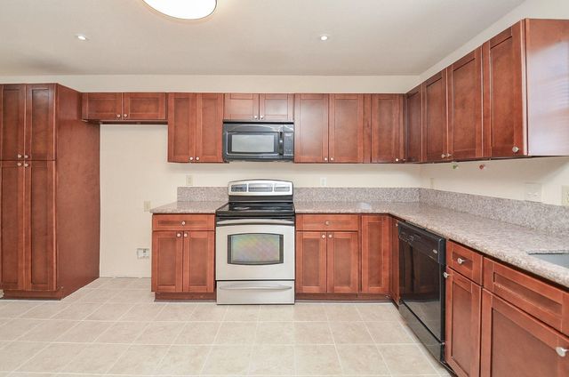 14315 Branchwater Lane, Sugar Land, TX 77498