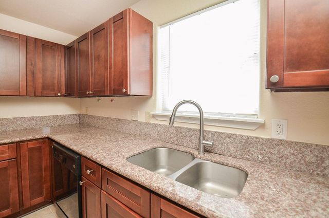 14315 Branchwater Lane, Sugar Land, TX 77498