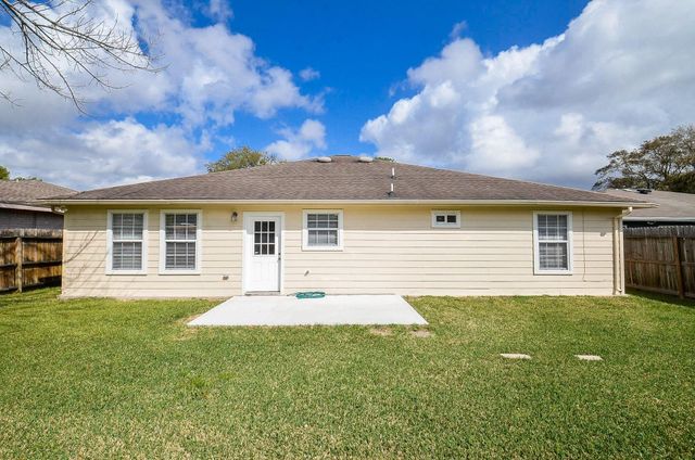 14315 Branchwater Lane, Sugar Land, TX 77498