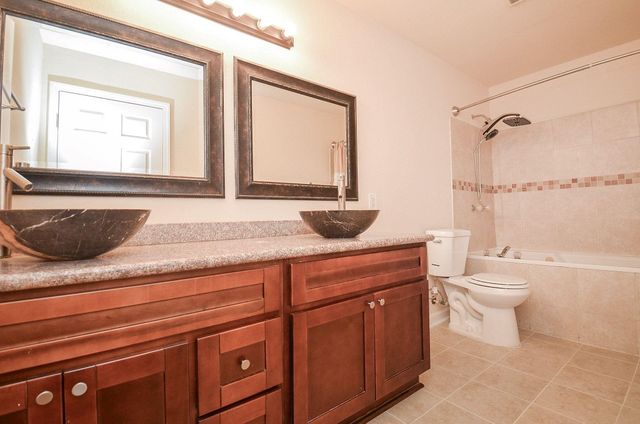 14315 Branchwater Lane, Sugar Land, TX 77498