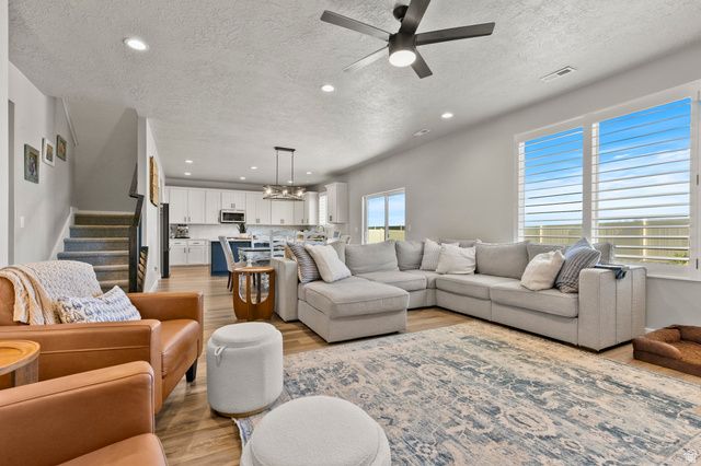 4334 W 3490 S, West Haven, UT 84401